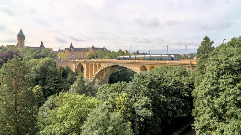 final version of the tram on the bridge
