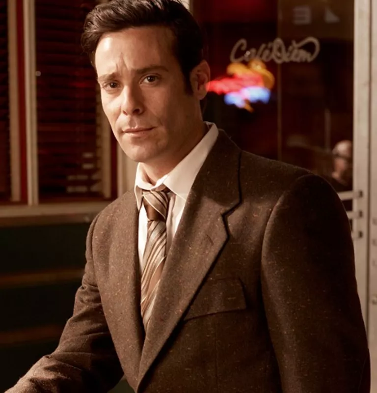 James Callis comes to Eureka